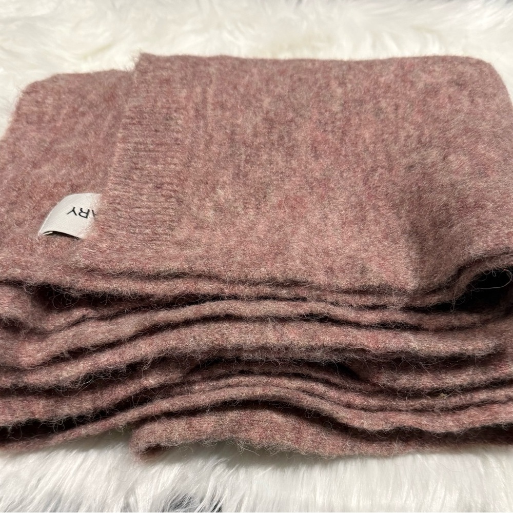 Auxiliary wool scarf